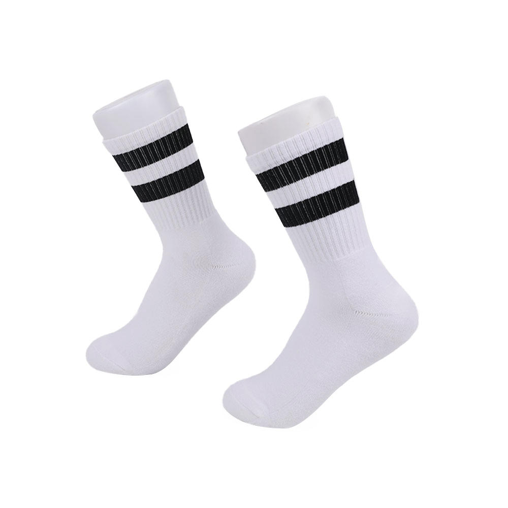 2021 new fashion custom Anti Slip Socks for women